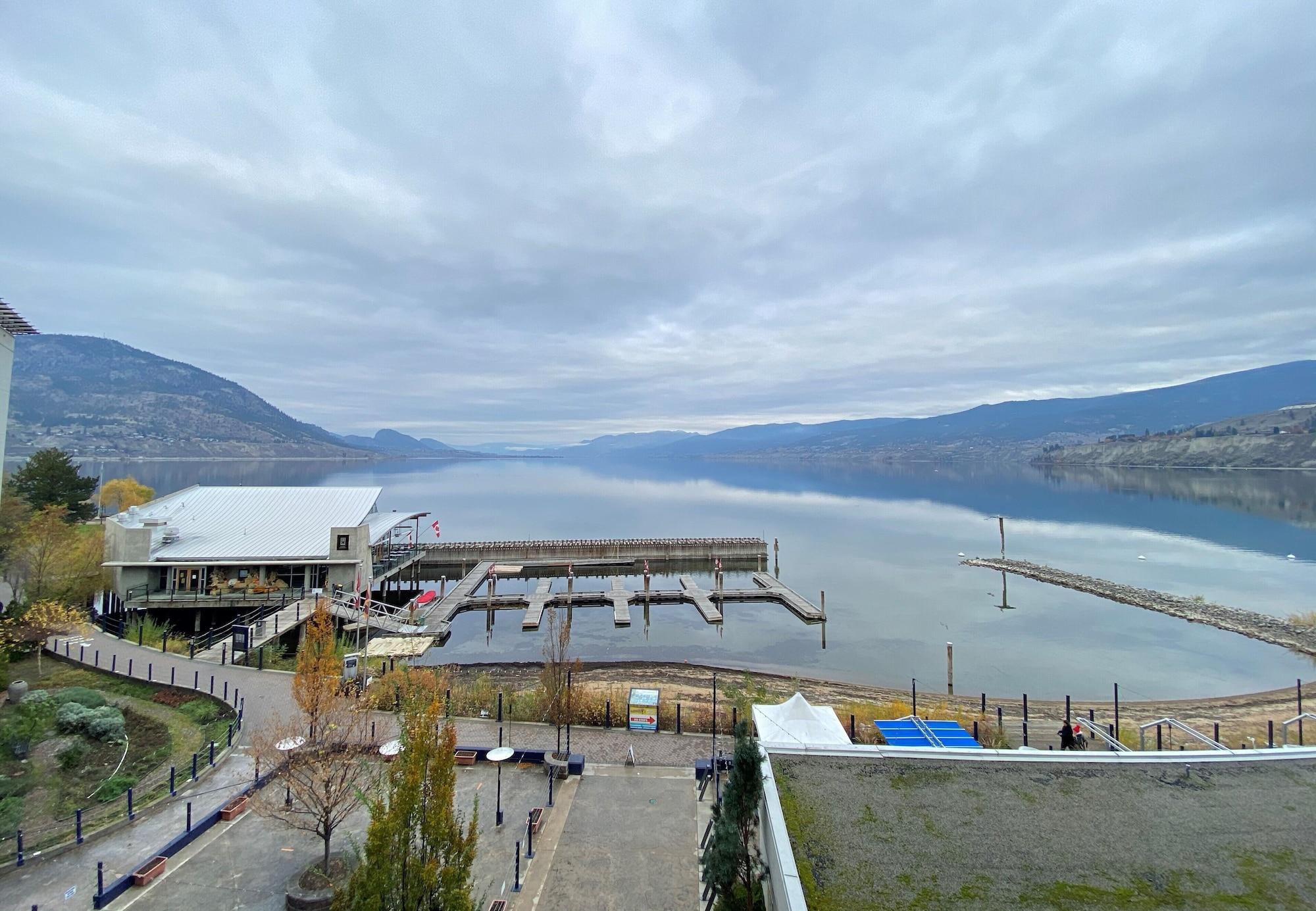 Penticton Lakeside Resort Esterno foto